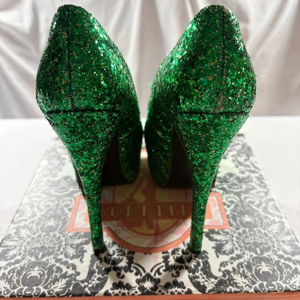 Bordello Teeze-06G Green Glitter Platform Pumps Womens 9 Burlesque Stiletto Heel